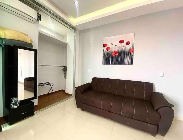 Suites La Gloria Alojamiento Independiente เตปาติตลัน เด โมเรลอส ภายนอก รูปภาพ