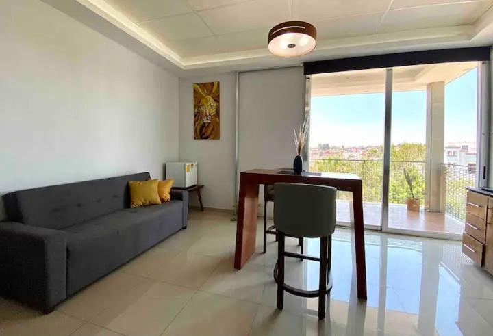 Suites La Gloria Alojamiento Independiente เตปาติตลัน เด โมเรลอส ภายนอก รูปภาพ
