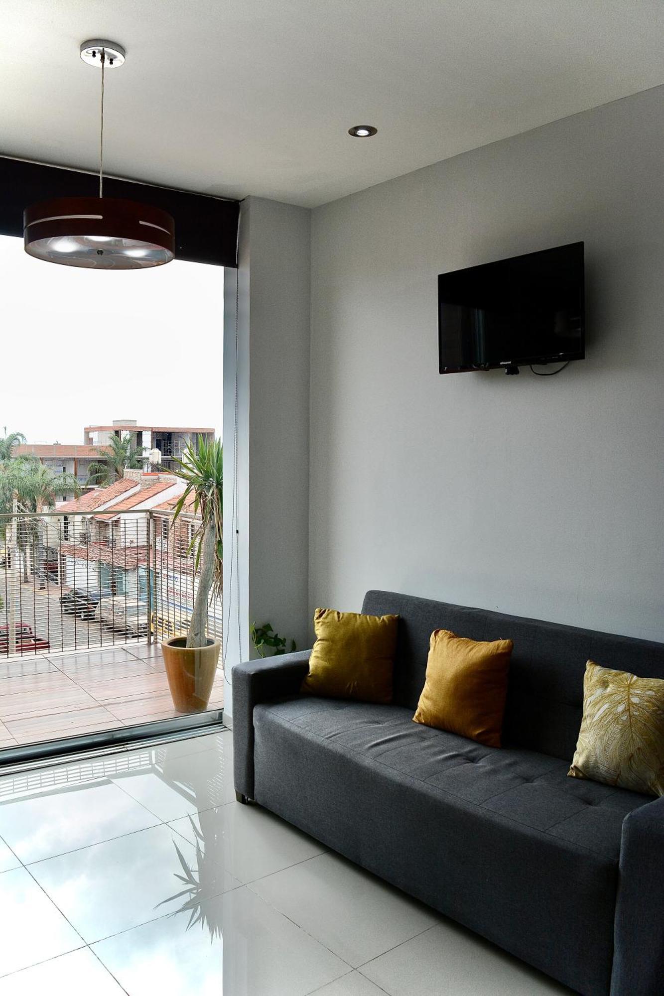 Suites La Gloria Alojamiento Independiente เตปาติตลัน เด โมเรลอส ภายนอก รูปภาพ