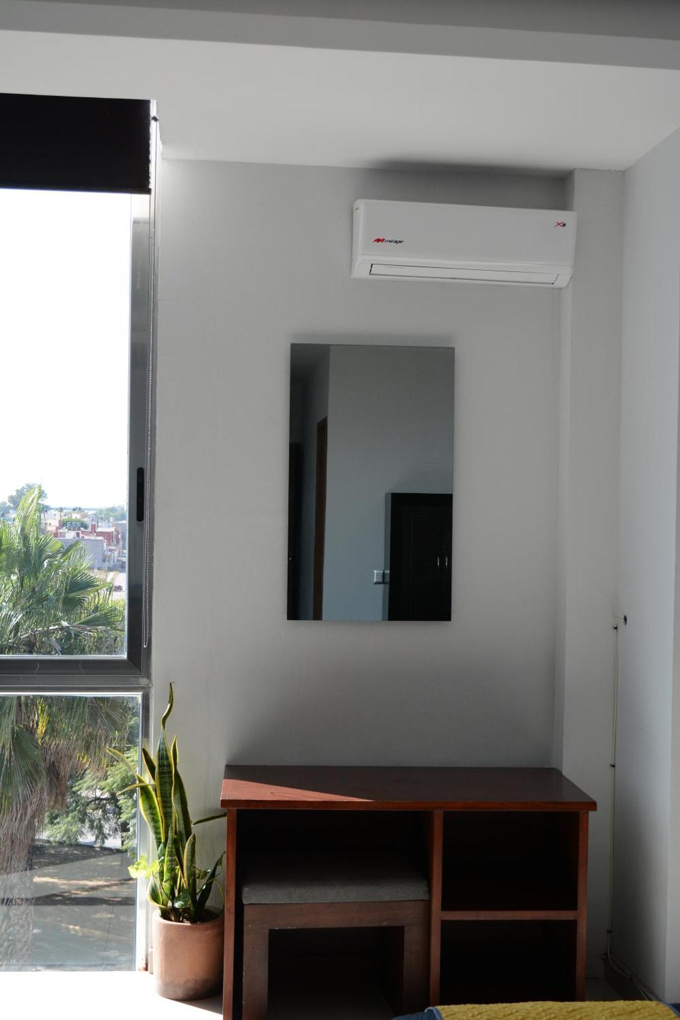 Suites La Gloria Alojamiento Independiente เตปาติตลัน เด โมเรลอส ภายนอก รูปภาพ