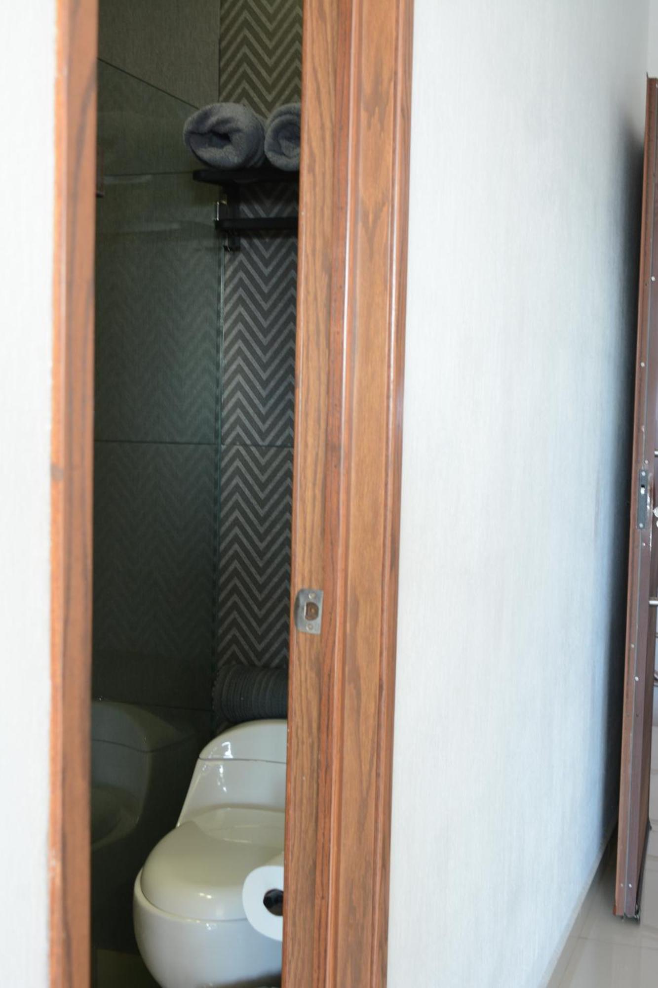Suites La Gloria Alojamiento Independiente เตปาติตลัน เด โมเรลอส ภายนอก รูปภาพ