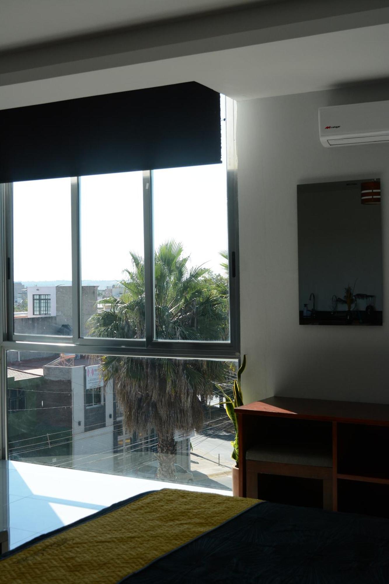 Suites La Gloria Alojamiento Independiente เตปาติตลัน เด โมเรลอส ภายนอก รูปภาพ